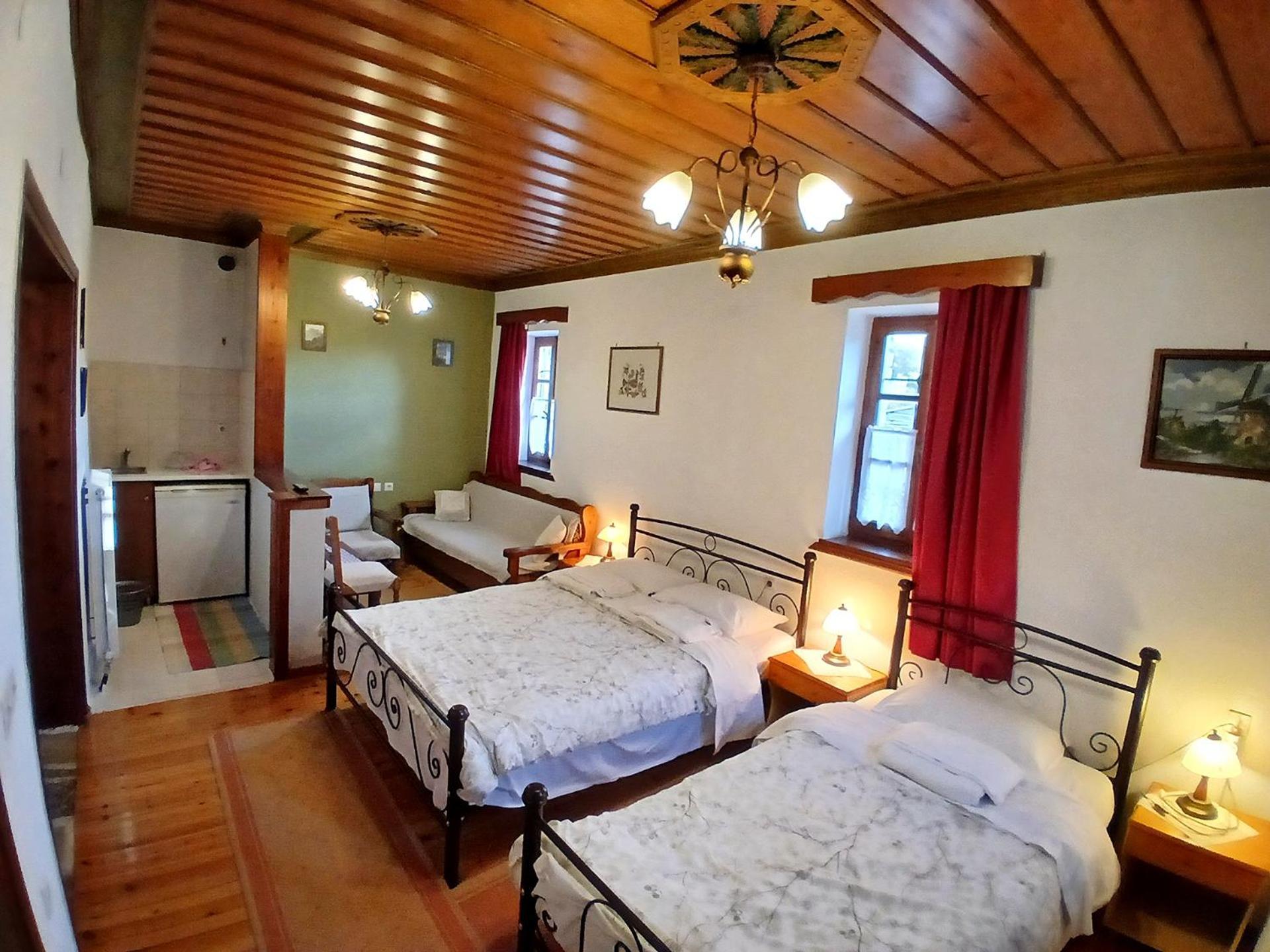 Aloni Guesthouse Ano Pedina Luaran gambar